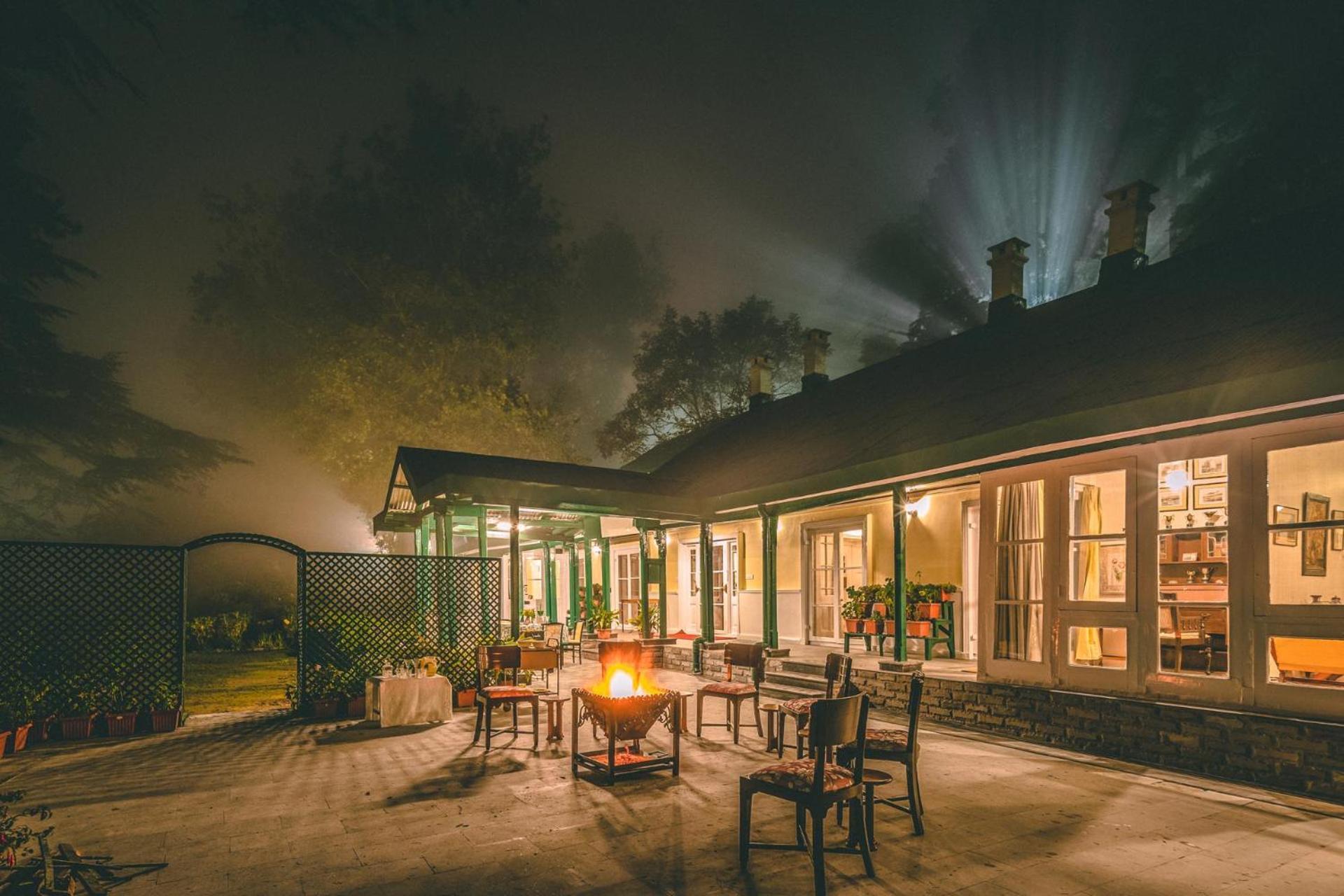 Stayvista At Rose Cottage - Bonfire & Scenic View Shimla Exterior foto